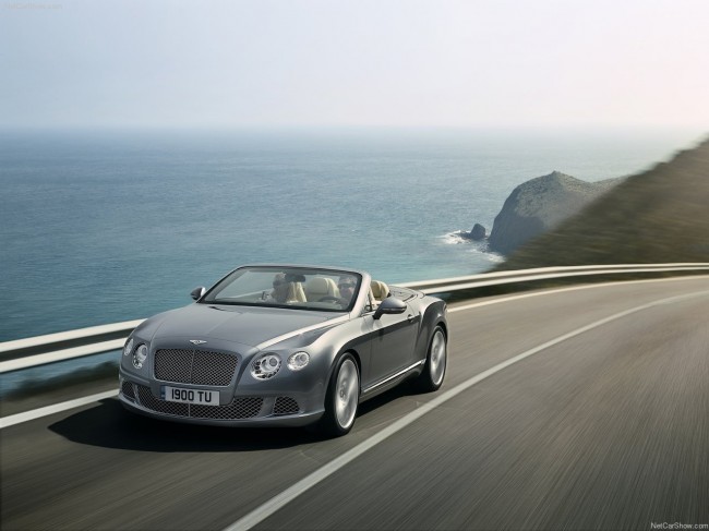 Bentley представил новый Continental GTC 2012