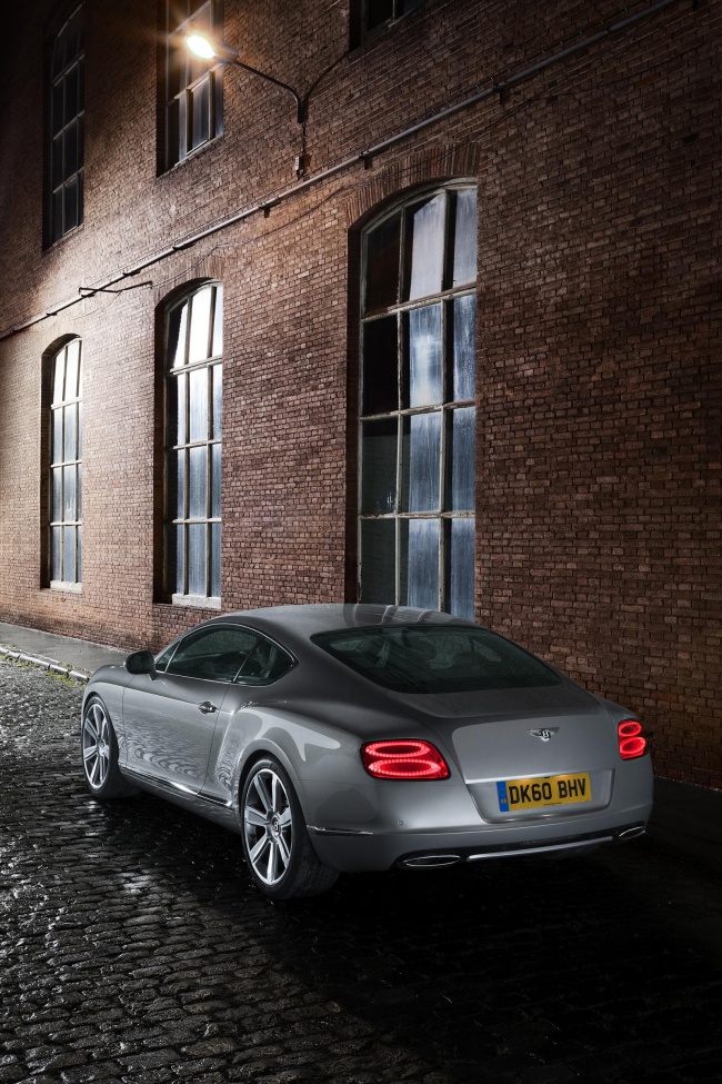 Bentley представила обновленный Continental GT 2011