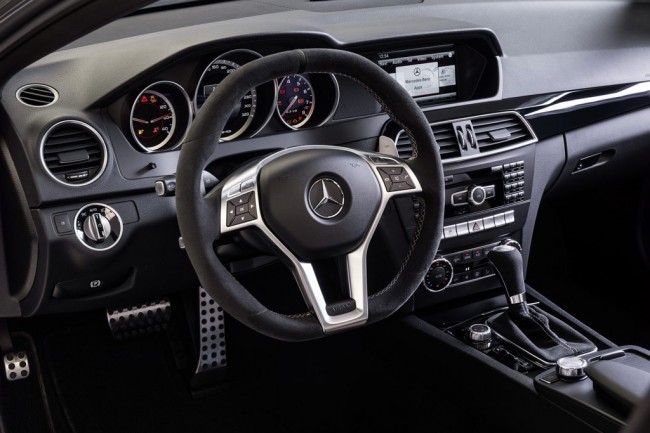 Mercedes C63 AMG Edition 507 - фото, цена, технические характеристики