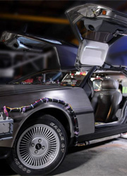 Оригинальный DeLorean из "Назад в будущее" отреставрировали