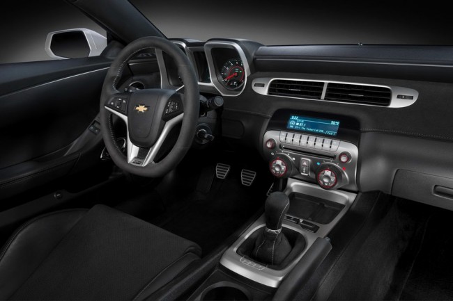 Chevrolet Camaro Z/28 - фото, цена, характеристики