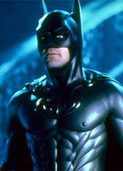 Warner Bros. подарила маску Бэтмена музею истории