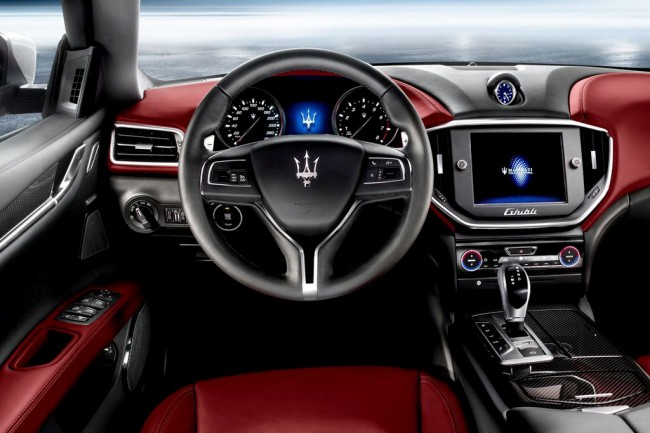 Maserati Ghibli 2014 - фото, цена, характеристики седана Мазерати Чибли